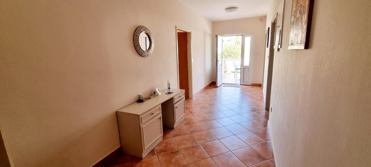 Apartman Anka Palit Exterior photo